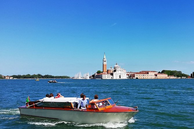 Venice from Rome: Private Day Trip by train with Islands Tour - Murano: glassmaking with a sales-room stop