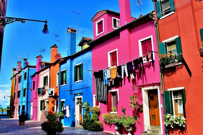 Venice: Murano & Burano Islands Tour with Optional Torcello Stop - Murano: glass, a showroom, and limited wandering