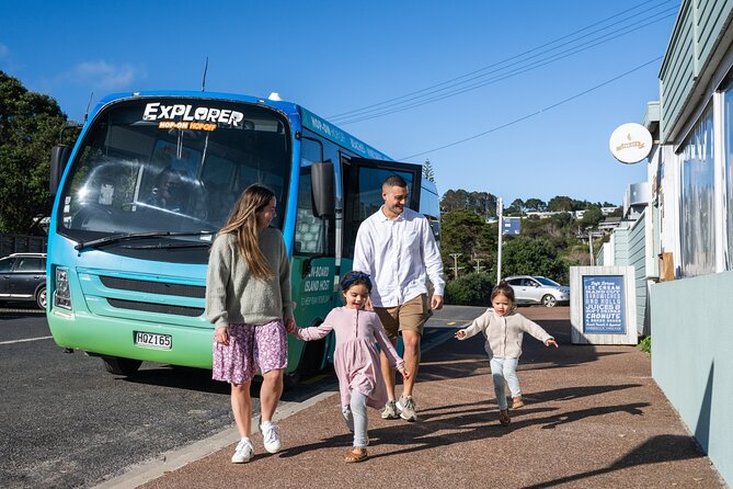 Waiheke Island Hop-On Hop-Off Explorer Bus - A flexible day on Waiheke Island