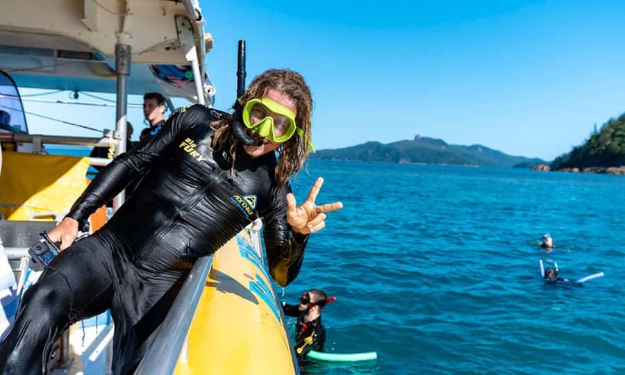 Whitsunday: Whitsunday Islands Tour with Snorkeling & Lunch - What is included, and where extra costs appear