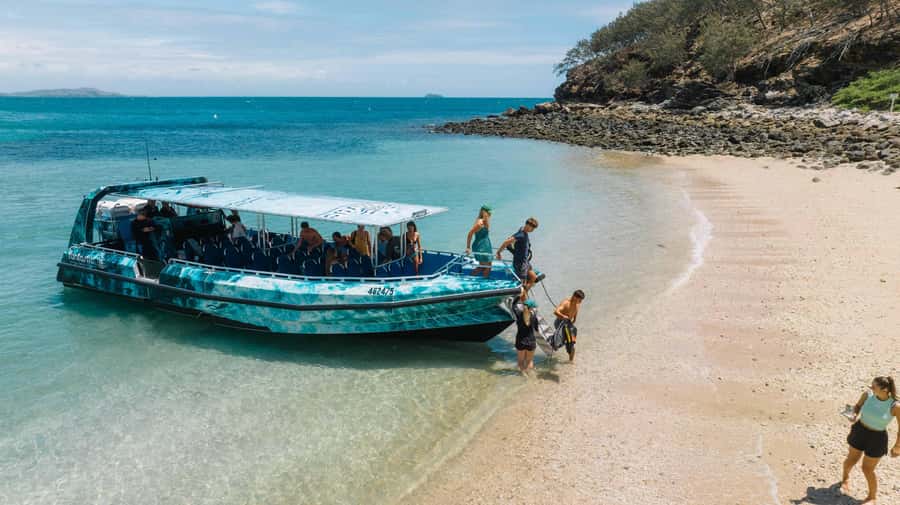 Yeppoon: Great Keppel Island Fast Boat Snorkel & Lunch Tour - Key points at a glance