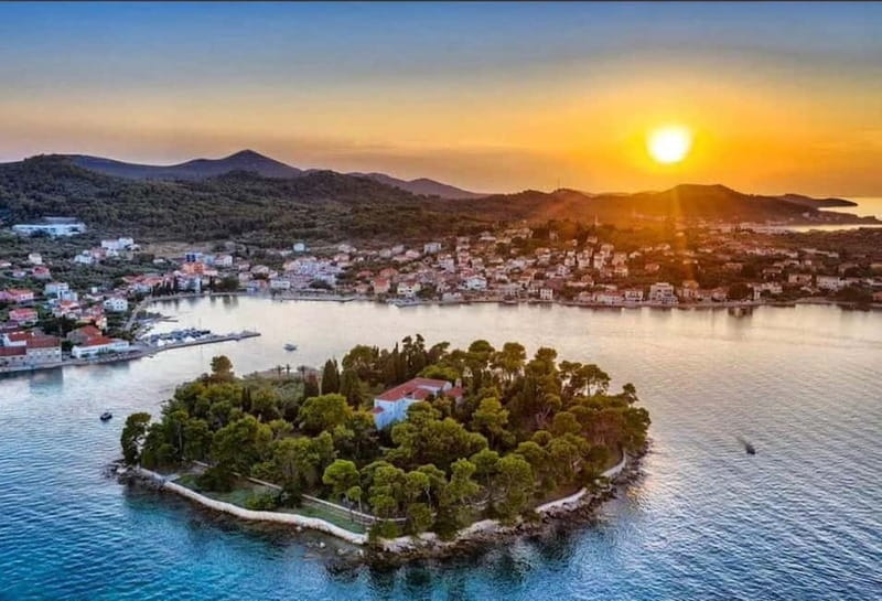 Zadar: 3 Island Speedboat Tour & Blue Bay Swim with Drinks - Four hours that cover sea, shore, and village life
