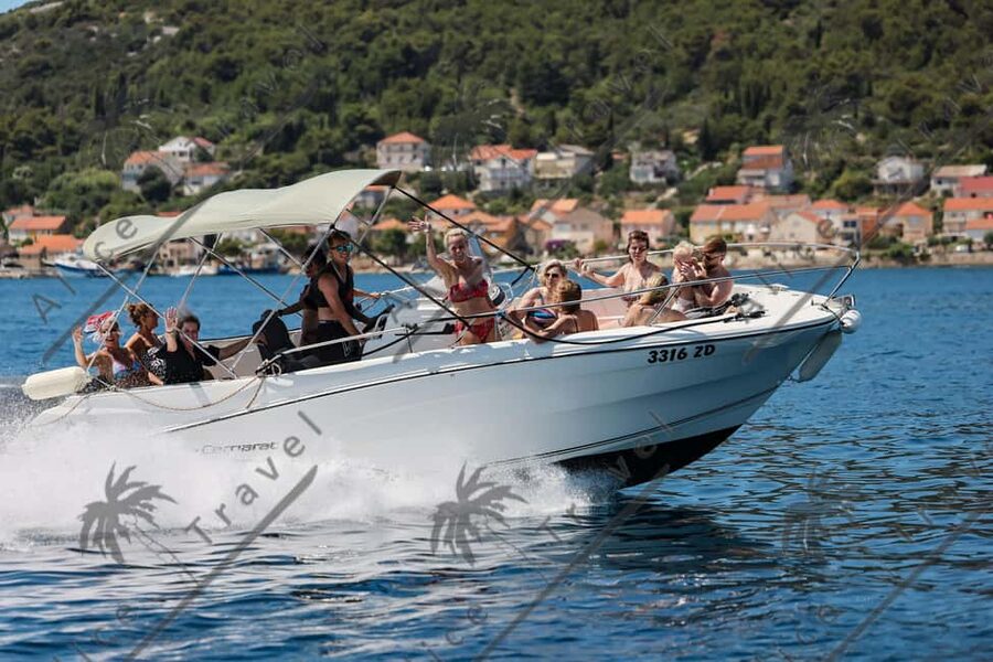 Zadar: 3 Island Speedboat Tour with Wine and Snorkeling - What to bring and what to expect on the water