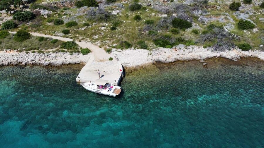 Zadar: 3 Islands Half-Day Boat Tour with Snorkeling & Fruit - Swimming in the lagoons