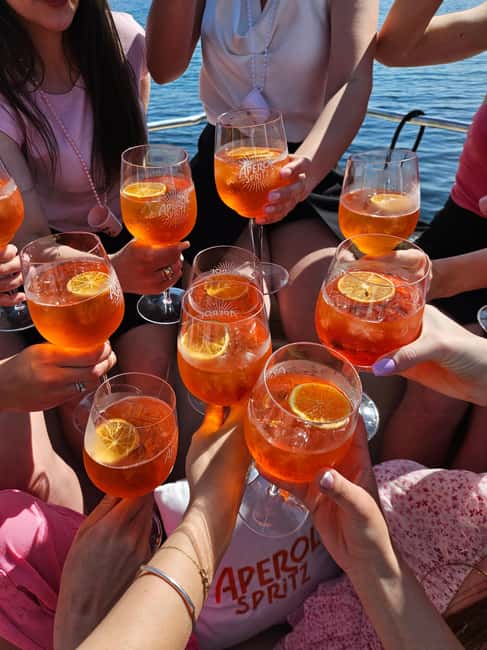 Zadar: 3 Islands Luxury Boat Tour with Aperol Spritz - Guides who shape the mood