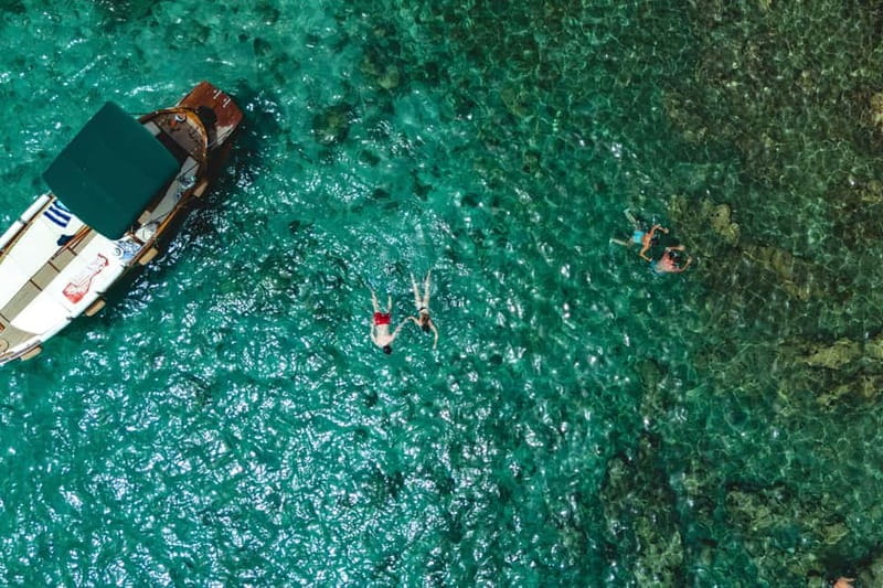 Zadar: 3 Islands Snorkeling Cruise with Prosecco - Prosecco, fruit, and the value of a €31 cruise