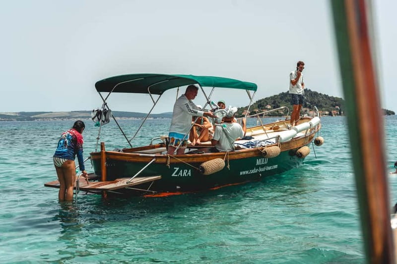 Zadar: 3 Islands Snorkeling Cruise with Prosecco - Ošljak: the main island stop