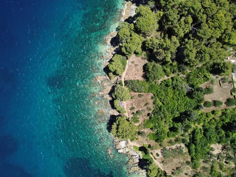 Zadar: 3 Islands Speedboat Tour with Drinks and Diving - Preko gives the trip its village stop