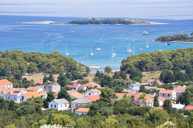 Zadar Archipelago 3 Islands Sea Kayaking Day Trip - Group size, fitness, and who should book