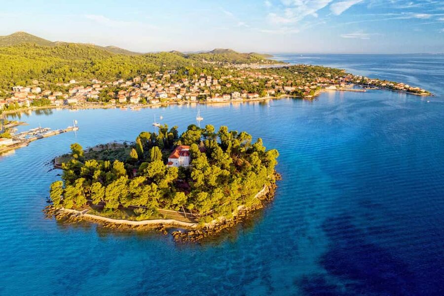 Zadar: Island-Hopping, Swimming & Snorkeling SpeedBoat Tour - How the $51 price holds up