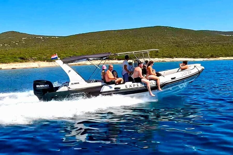 Zadar: Island-Hopping, Swimming & Snorkeling SpeedBoat Tour - Who will enjoy this tour most