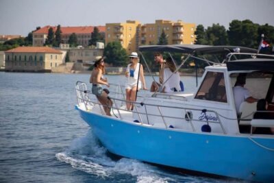 Private Island Hopping & Wine Tasting with Canapés