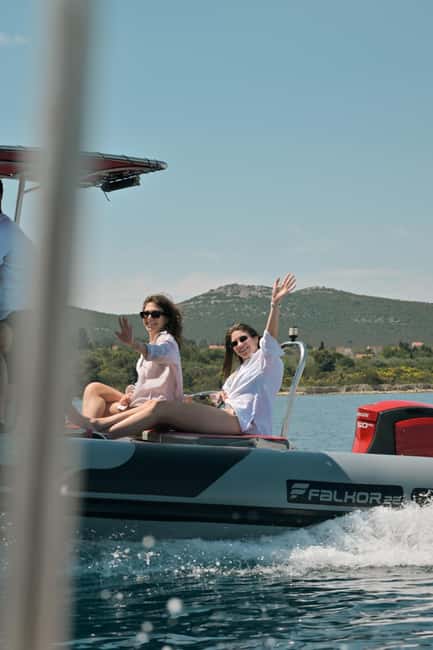 Zadar:Speedboat Tour Thrill Ride with Snorkeling on 3 island - Starting at Zadar-Jazine