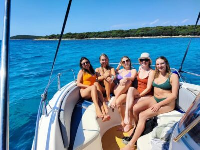 ★ Zadar: SpeedBoat Tour to 3 Islands – Swimming & Snorkeling
