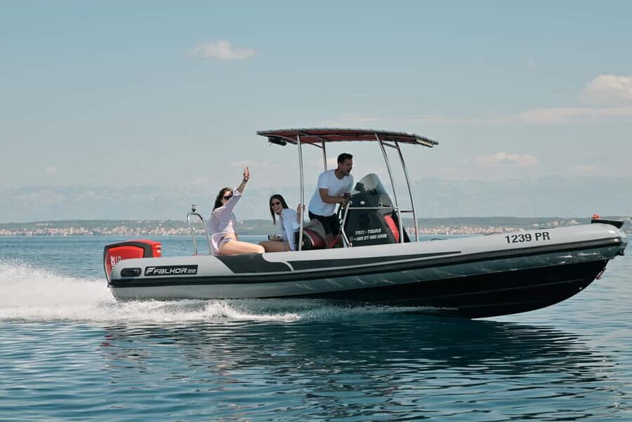 Zadar:Speedboat Tour with Snorkeling on 3 islands - What the $41 price really covers