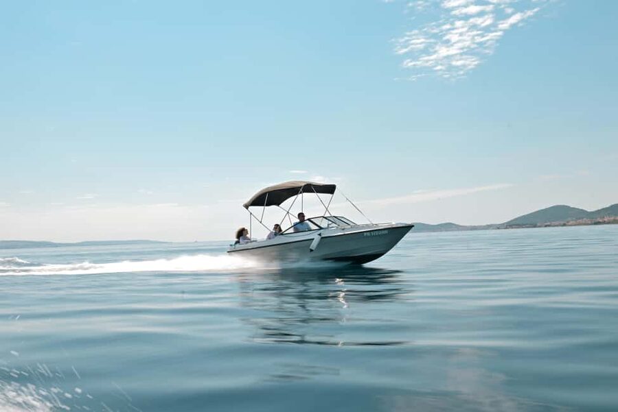 Zadar:Speedboat Tour with Snorkeling on 3 islands - Preko: a gentle first taste of island life