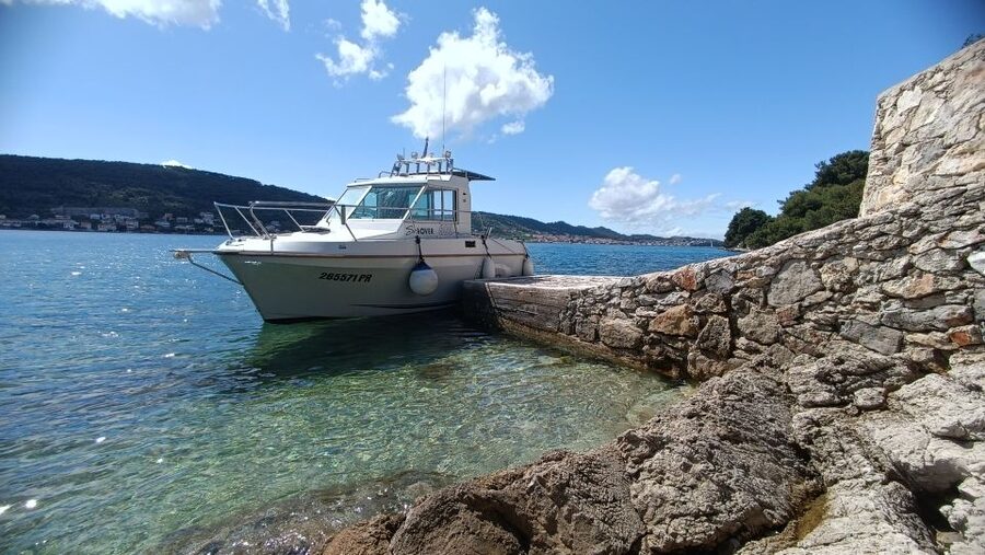 Zadar: Three Islands Private Boat Tour - Kostanj is the sandy finish