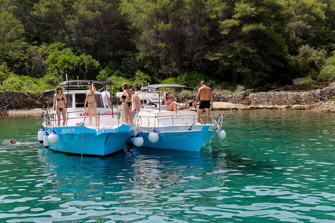 Zadar : Traditional Boat Half Day Island Hopping - Ugljan Island and the choice between Otrić and Kostanj